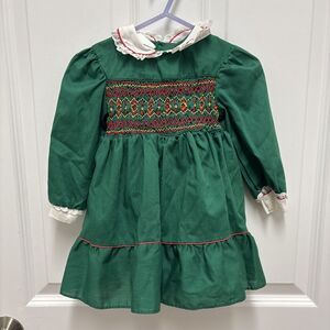 Vintage NWOT Polly‎ Flinders Green Smocked Dress with Red and White Embroidery